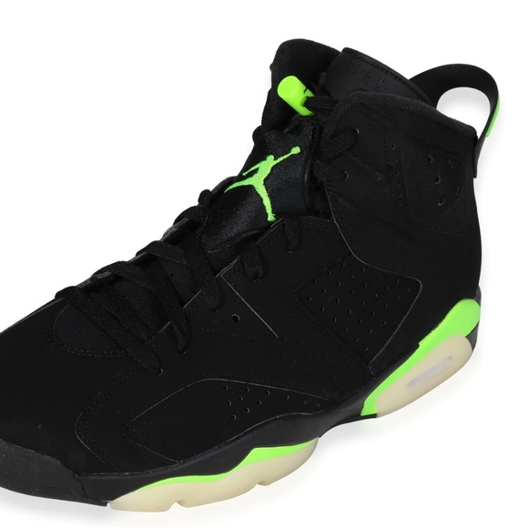 Air Jordan Air Jordan Retro Electric Green Sneakers Size